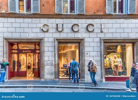 roma condotti gucci